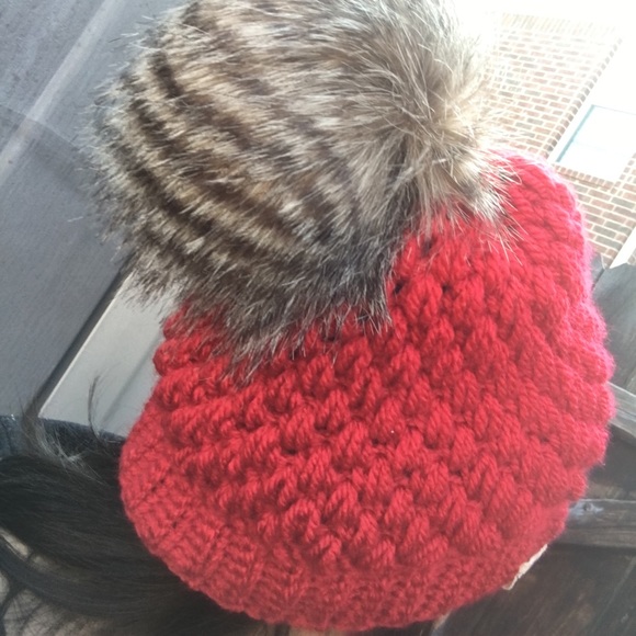 Handmade Faux fur pom beanie NWT custom designed - Picture 3 of 3